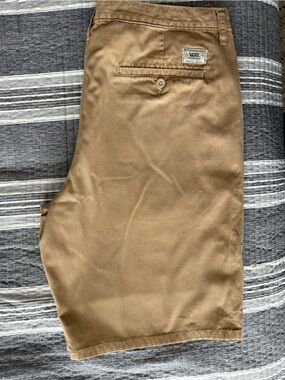 Vans Men’s Khaki Tan Chino Shorts